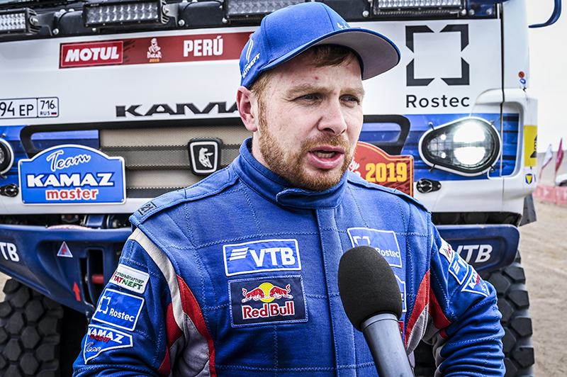 «КАМАЗ-мастер» на ралли «Дакар 2019» — 16-е января — Николаев упрочнил лидерство смотреть онлайн