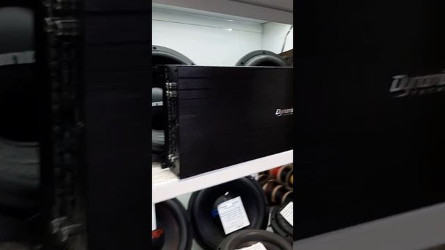 Самый большой 4-х канальный усилитель DST CA-250.4 смотреть онлайн