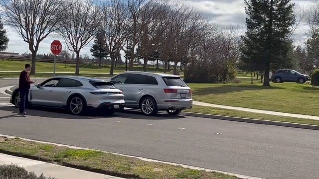2022 Porsche Taycan Turbo CT Remote Self park смотреть онлайн