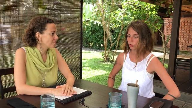 Как родить легко. Анна... Родила на берегу моря без Врачей и Клиник. Естественные роды смотреть онлайн