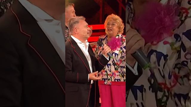 Привет, Андрей! В гостях Александр Добронравов - Как упоительны в России вечера #shorts смотреть онлайн