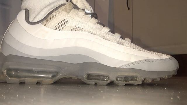 Nike Air Max 95 Air bubble Pop смотреть онлайн