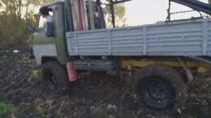 Уаз головастик на 33 сафарях ! Ищем грязь!