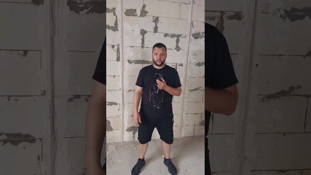 Штукатурка стен механизированная. Какими смесями мы оказываем услугу по выравниванию стен?