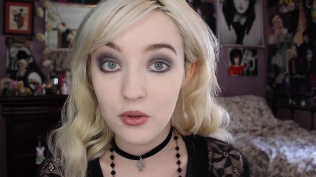 GOTH MAKEUP FOR BEGINNERS! Simple & Quick. смотреть онлайн