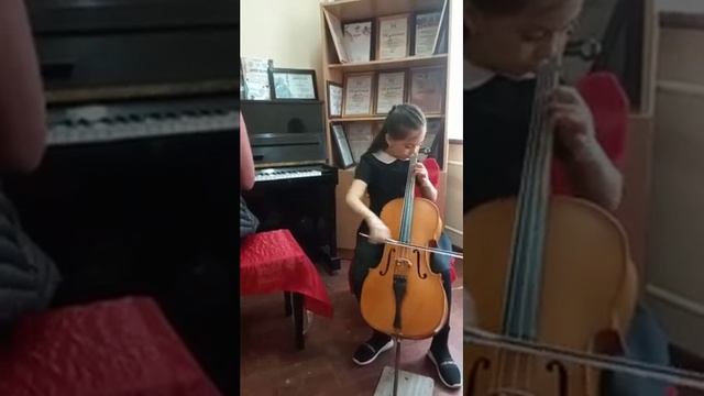 Орифжонова София 8 лет. Л.Бетховен Контраданс смотреть онлайн
