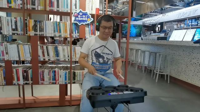 ED01 Velocity-sensitive electronic drum kit смотреть онлайн
