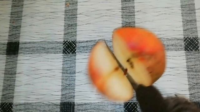 ЗОЛОТОЕ ЯБЛОКО В РЕАЛЬНОЙ ЖИЗНИ!!! (1 минута деградации) смотреть онлайн