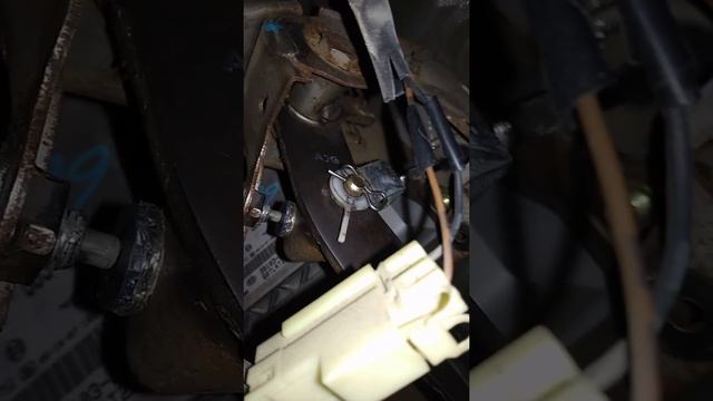 Hyundai Getz 1.ve 2.viteste silkeleme sorunu giderildi ? смотреть онлайн