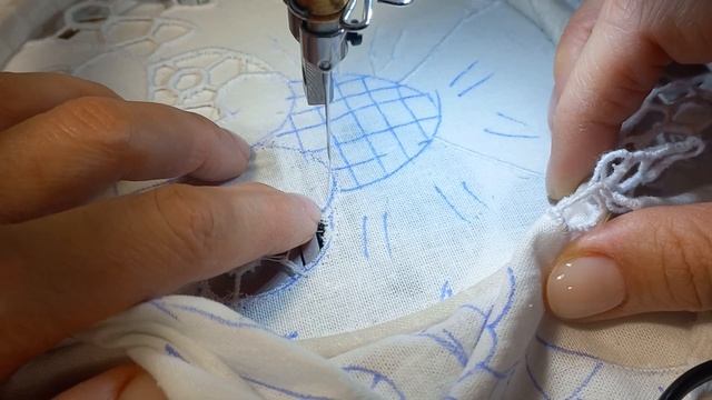 Сериал - "Фрагмент вышивки ришелье" смотреть онлайн