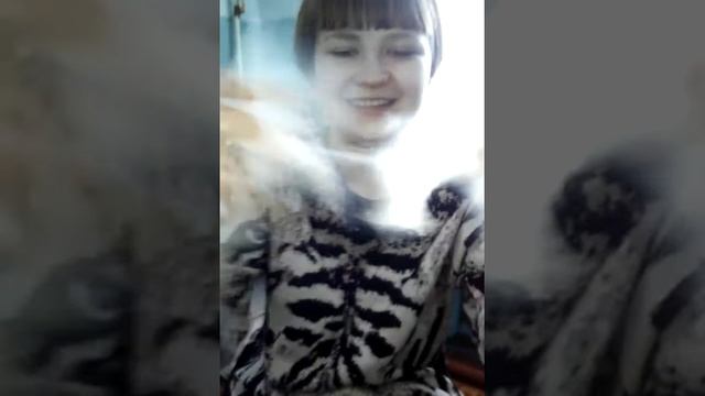 Подготовка с Новому году, делаем дождик на потолок из подручных средств. смотреть онлайн