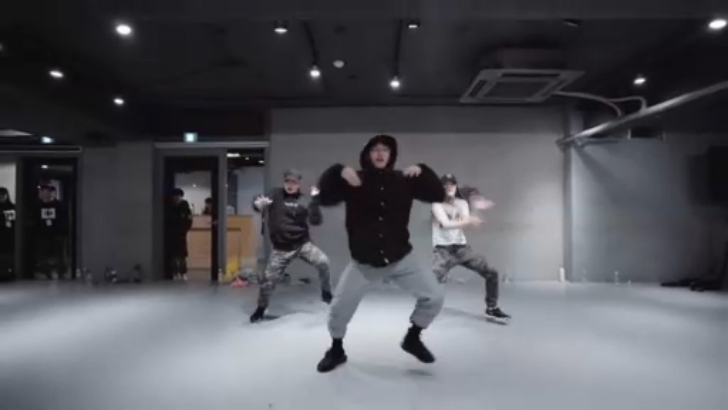 Junsun Yoo/ Bounce Back - Big Sean смотреть онлайн