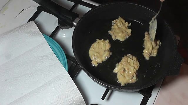 ОДИН ИЗ СПОСОБОВ ПРИГОТОВЛЕНИЯ ОЛАДИЙ ИЗ ГОРБУШИ смотреть онлайн