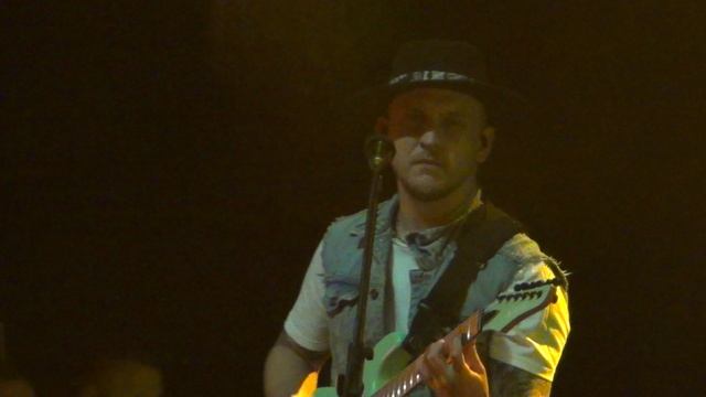 Заточка - Доброе Утро, Вьетнам @ Dobrofest Winter Edition VK Stadium 25.02.2023 смотреть онлайн
