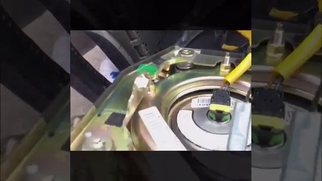 Demontage van het stuur + AirBag KIA CARNIVAL смотреть онлайн