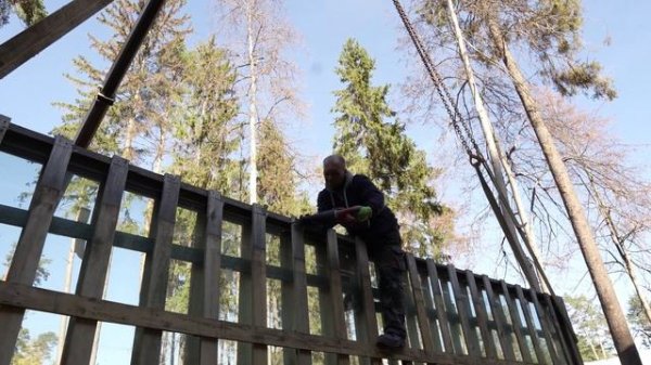 Такого вы еще не видели! Витраж высотой 8,2 метра на выносе! Коттедж с огромными панорамными окнами