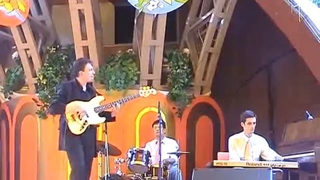 Caravan (D.Ellington) смотреть онлайн