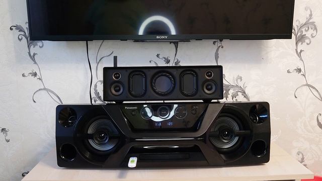 сравнение звука ,Panasonic ua3 vs Sony x88 смотреть онлайн