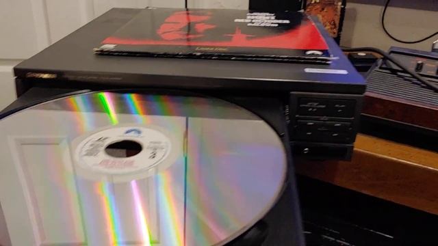 Pioneer Laser Disc player CLD-V2400. DEMO. смотреть онлайн