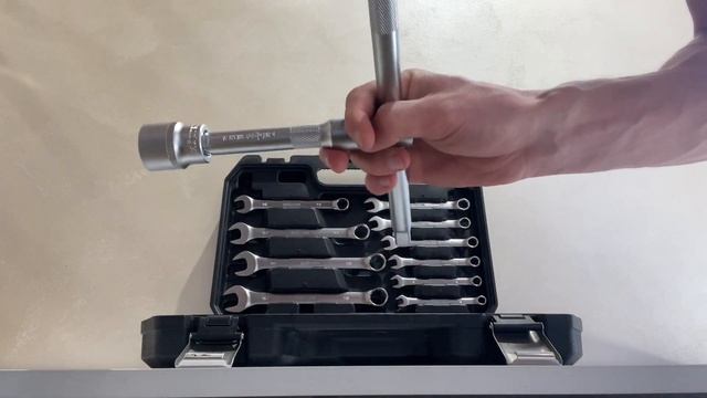 Демонстрация работы набора инструментов Сибртех 13527