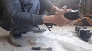 Ford Fusion как снять наружную ручку двери.