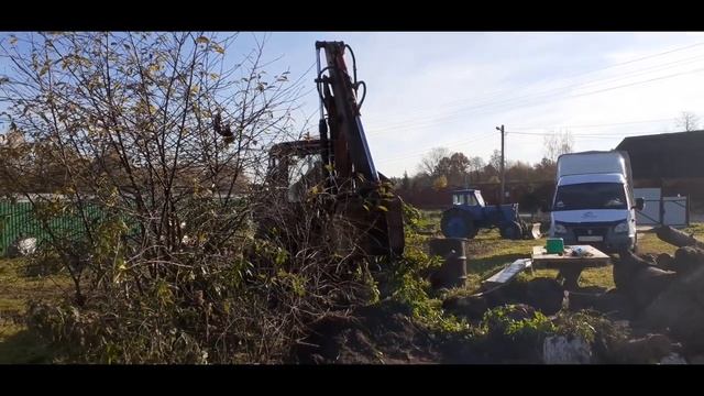 Убираем компостку на картошку под зиму. Готовим пахотное поле под зиму. смотреть онлайн