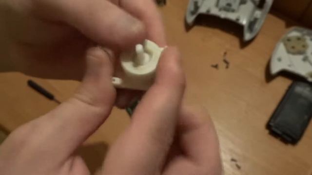 Dreamcast Controller - разборка и изучение конструкции смотреть онлайн