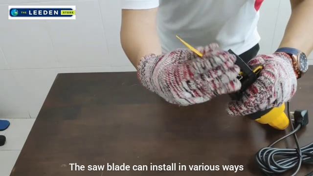 DEWALT DW304PK 1050W Reciprocating Saw - Installation Video смотреть онлайн