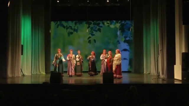"На горе колхоз" - Народный самодеятельный вокальный ансамбль "Горница" смотреть онлайн