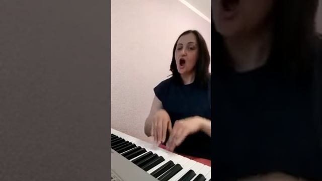 Распеваемся. Учим песенку " Хомячок" смотреть онлайн