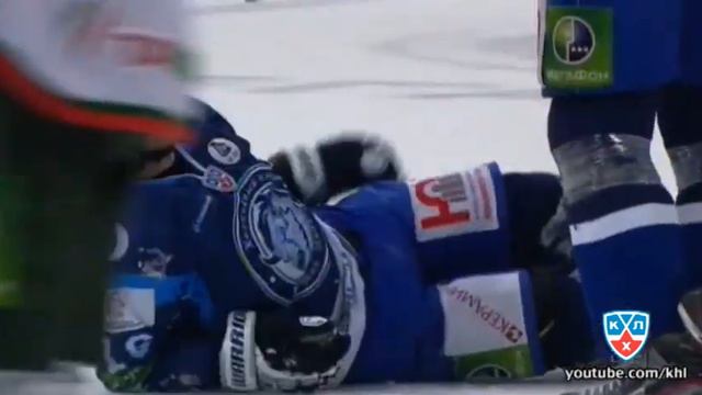 Травма Джеффа Плэтта / Platt is injured and have to miss KHL All star game смотреть онлайн