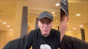 Виталий Реутов вносит пояснение заявление милицию