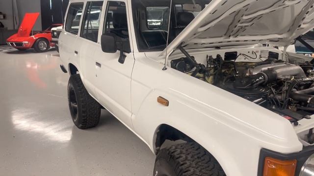 1987 Toyota Land Cruiser HJ61 4.0L Turbo Diesel Walk Around Inspection Fresh Repaint SOLD смотреть онлайн