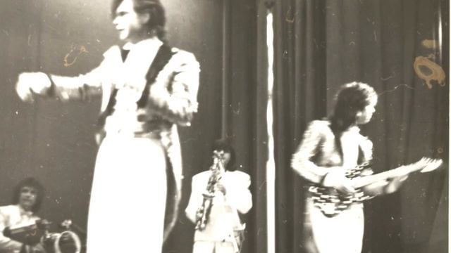 Boy Band "Na-Na". photo album 90s. "Behind the scenes" . Группа На-На.Фото Альбом 90х."За Кулисами" смотреть онлайн