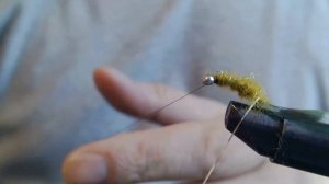 Ручейник зеленый. Мушка на хариуса своими руками