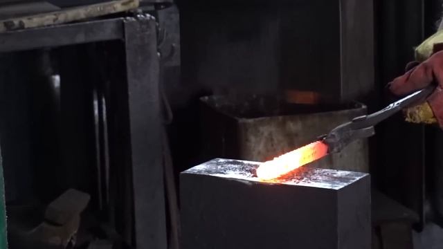 89 Мозаичный дамаск Этуаль смотреть онлайн