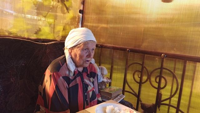 Деменция у мамы . Весело мы живём. смотреть онлайн