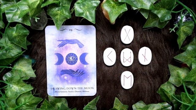 Rune Reading with Oracle Card - PISCES - July 2023 смотреть онлайн