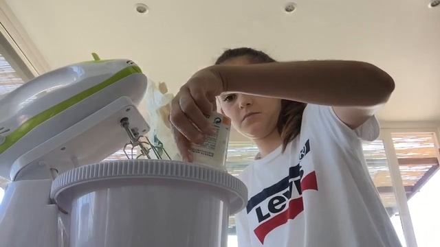 Cucino con uno sbattitore della innoliving смотреть онлайн