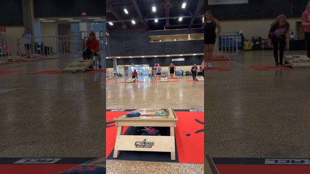 Nicole Pratt VS Lydia Crandall - National #1 смотреть онлайн