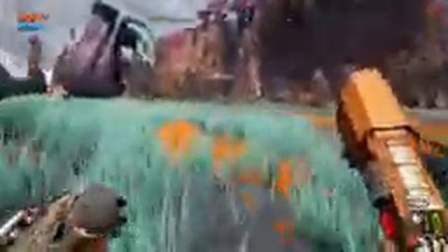 THIS GAME IS AWESOME!!- Journey to the Savage Planet смотреть онлайн