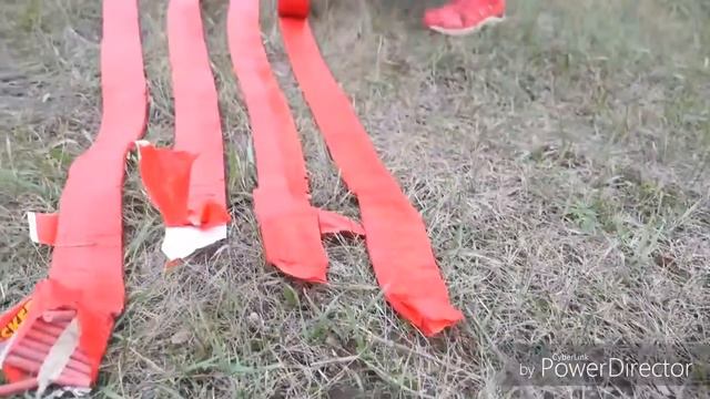 Что будет если поджечь 100 000 петард одновремено??? смотреть онлайн