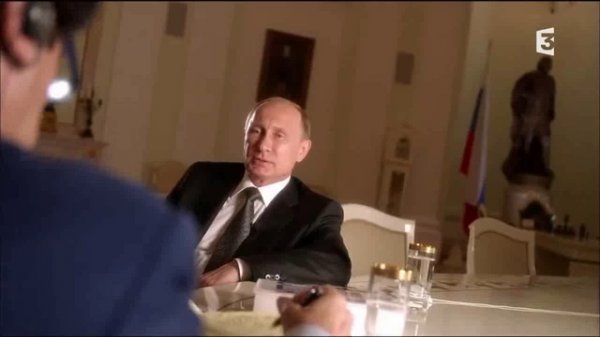 Vladimir Poutine VS socialistes utopistes