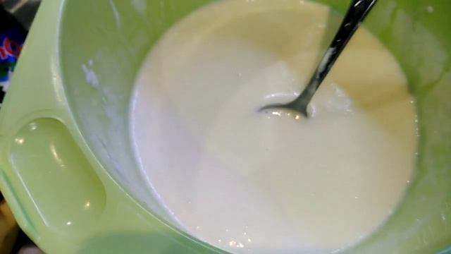 Чем загустить жидкий сметанный крем для торта. смотреть онлайн