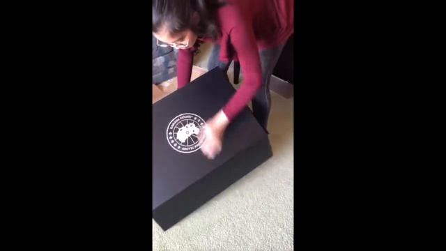Canada Goose Mystique Parka Unboxing