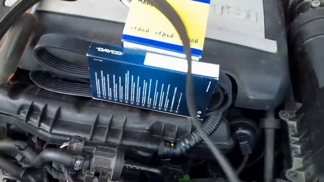 Volkswagen Passat B6 BZB 1.8 tsi. Замена ролика натяжителя и ремня генератора смотреть онлайн