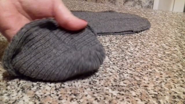 Тапочки из шапочки. DIY. Переделка старых вещей. смотреть онлайн