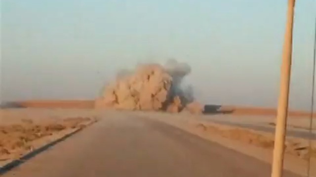 Мощная волна от взрыва смотреть онлайн