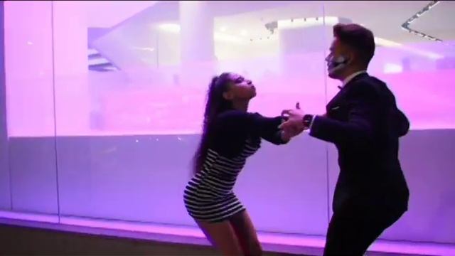 Bachata Halloween || Sergio y Nuri || Bachata sensual || Amorcito enfermito смотреть онлайн