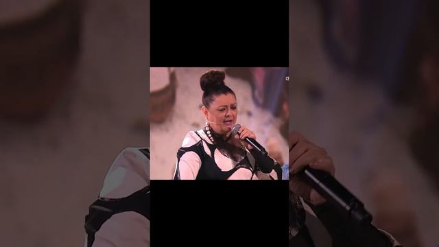 Ой девки, слушают ушами лучше глядите вы глазами. Чтоб жизнь прожили вы свою не зря! #раисаотрадна смотреть онлайн